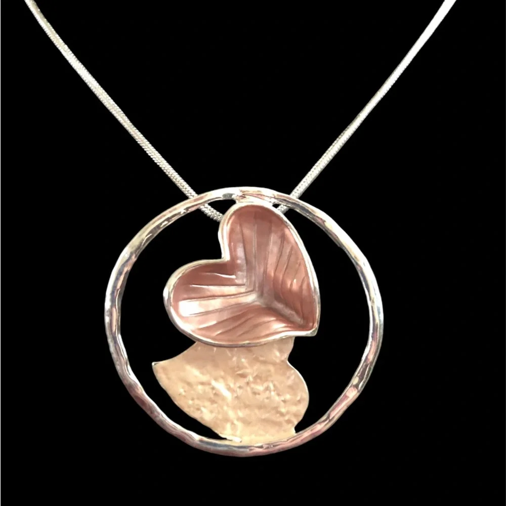 Vtg Sculptural Heart Pendant Necklace Silver Tone Snake Chain Modernist Pop‎ Art